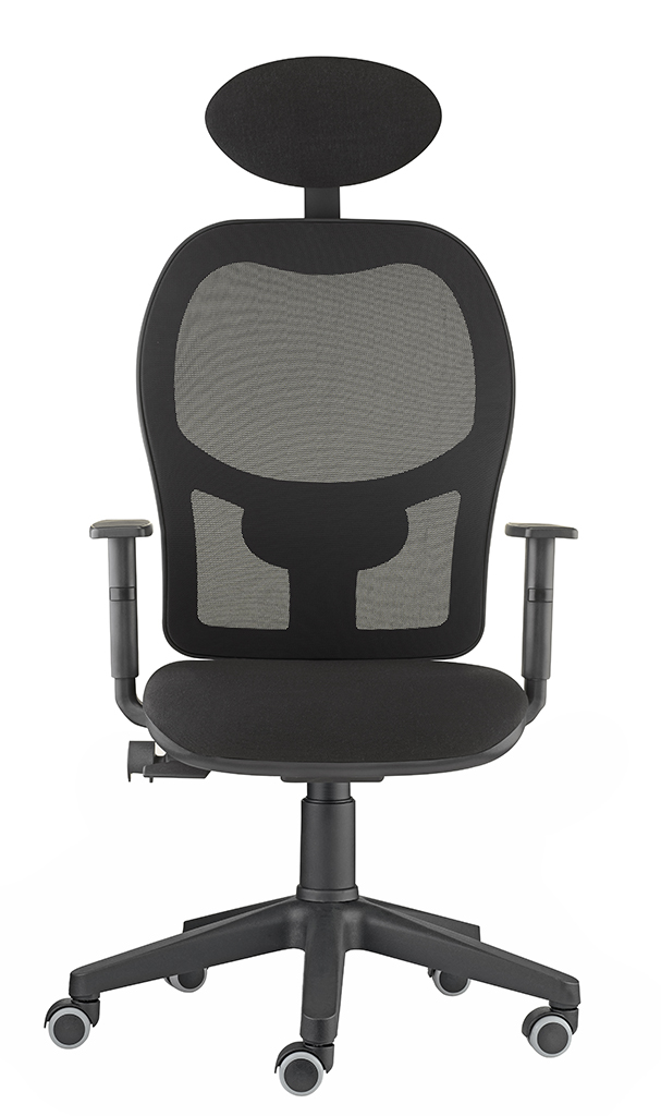 Crna uredska stolica s mrežom